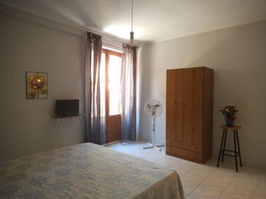 Bilocale Piano Base Lägenhet Castellammare del Golfo Exteriör bild